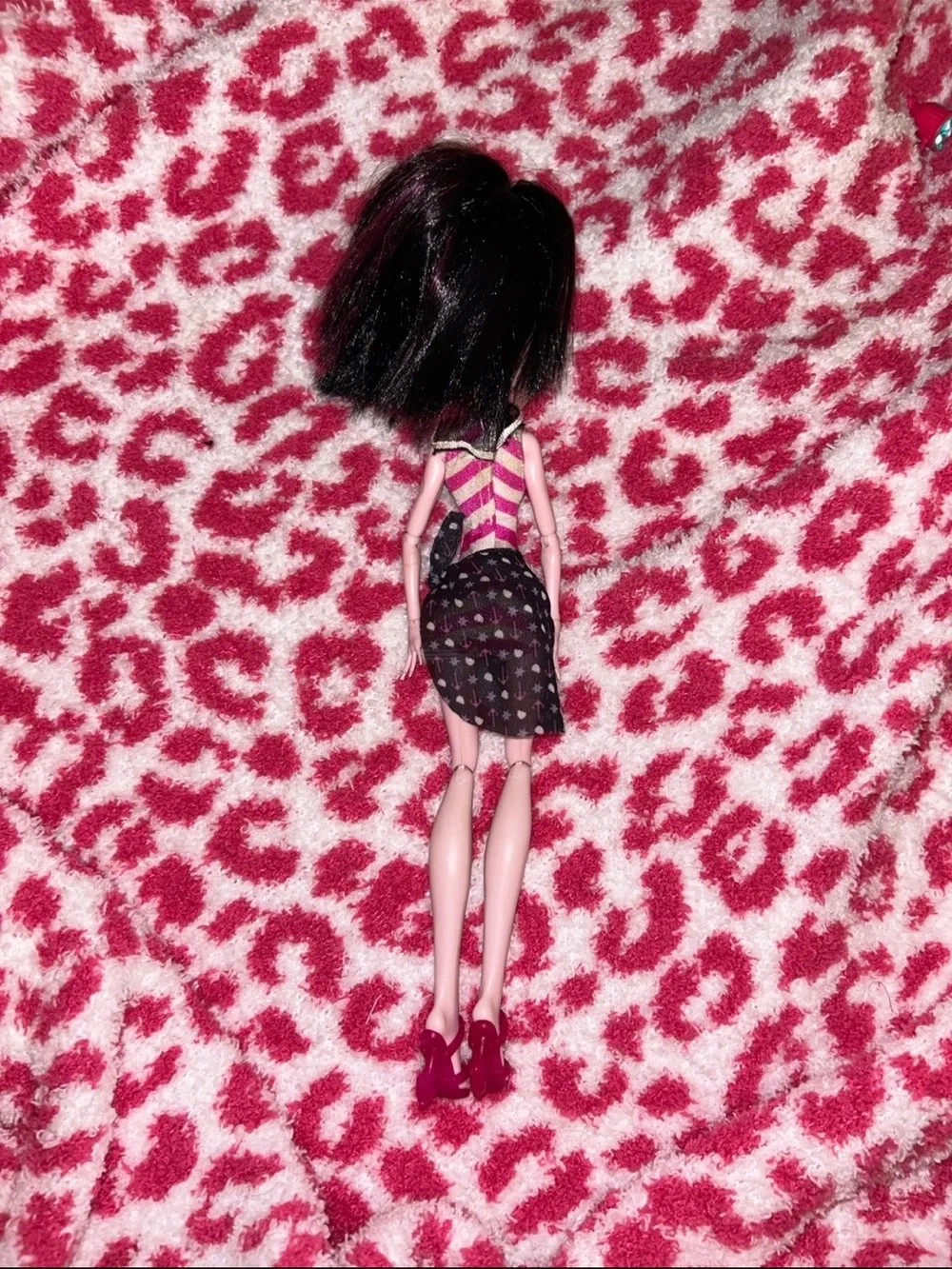 Skull Shores Draculaura Doll